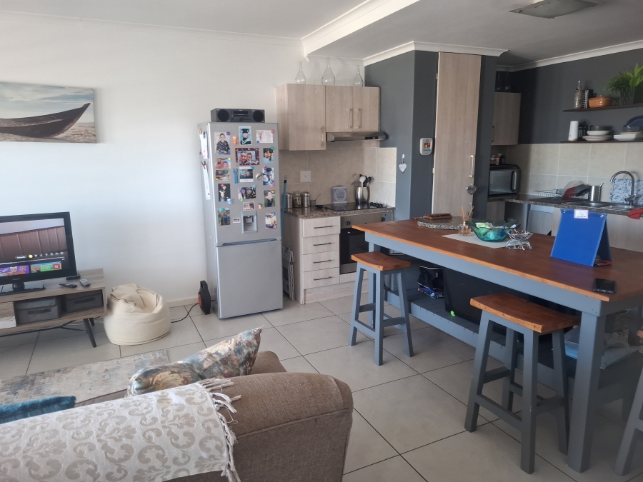 To Let 2 Bedroom Property for Rent in Beachfront Western Cape